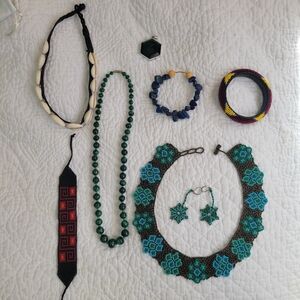 Jewelry Lot Malachite Lapis Beads